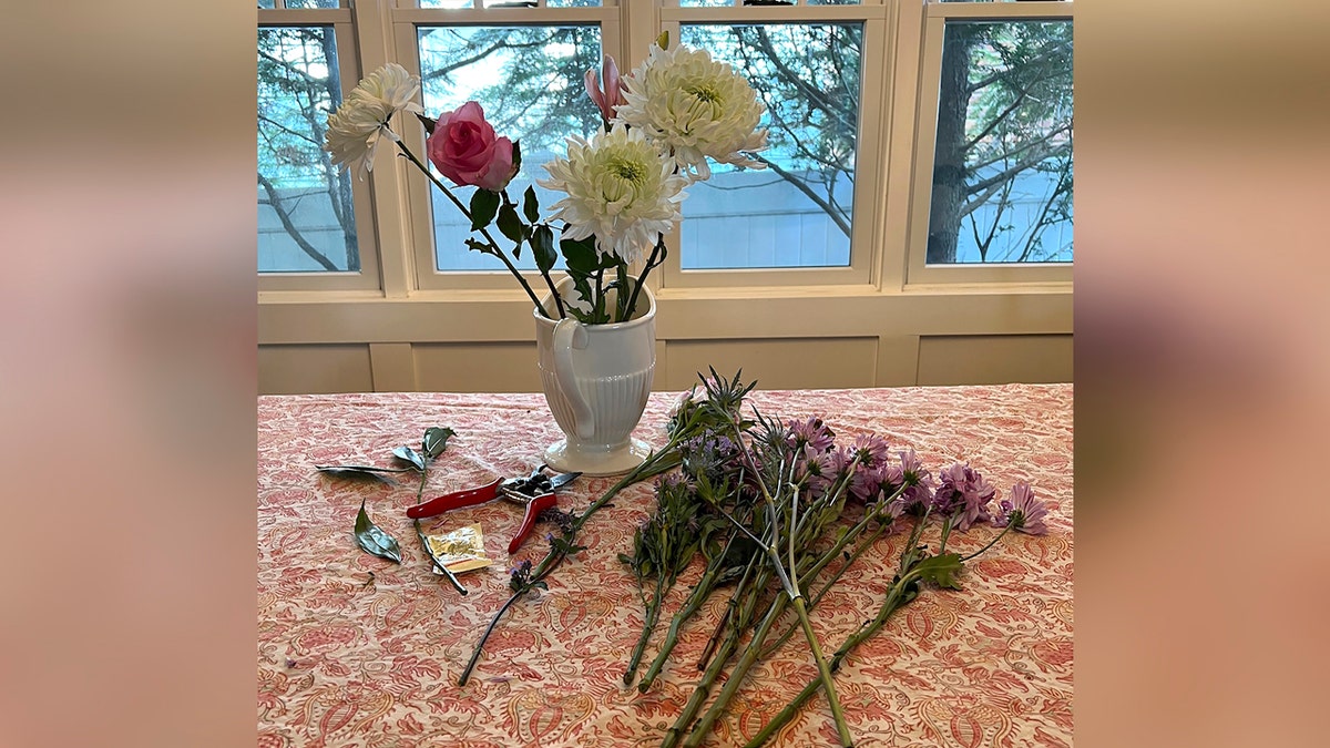 Flower vase