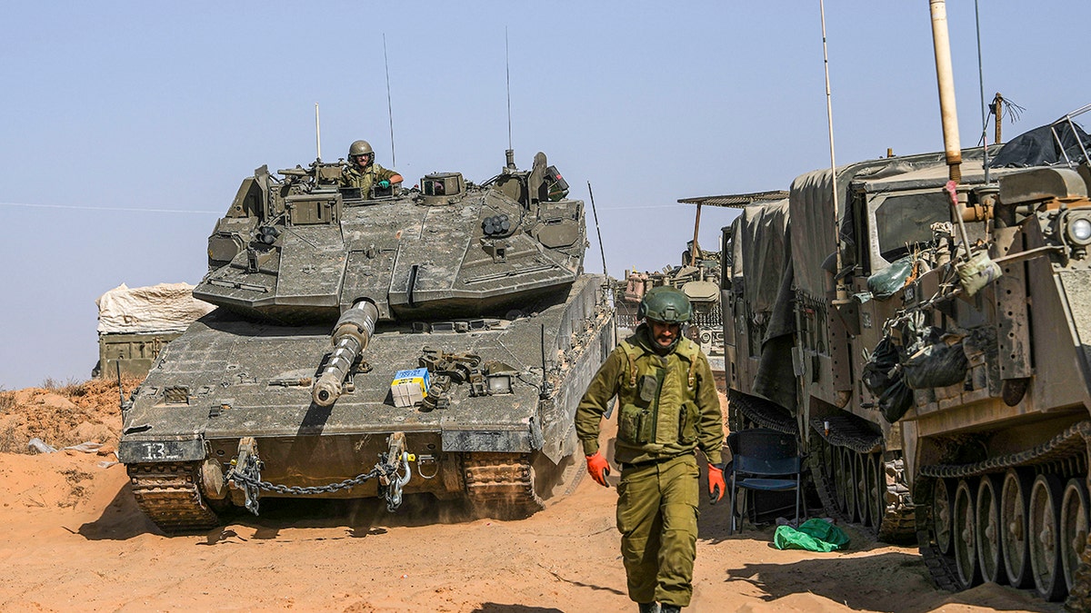 Israeli soldier, tank
