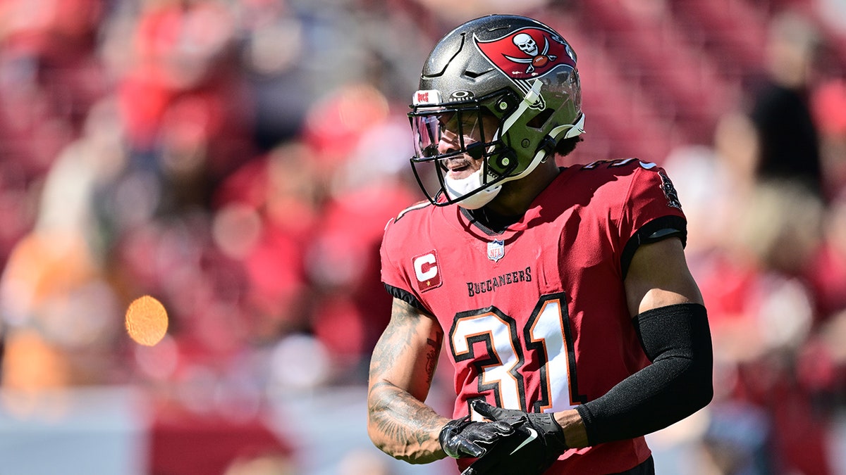 Buccaneers Star Safety Antoine Winfield Jr Makes NFL History With 4 ...