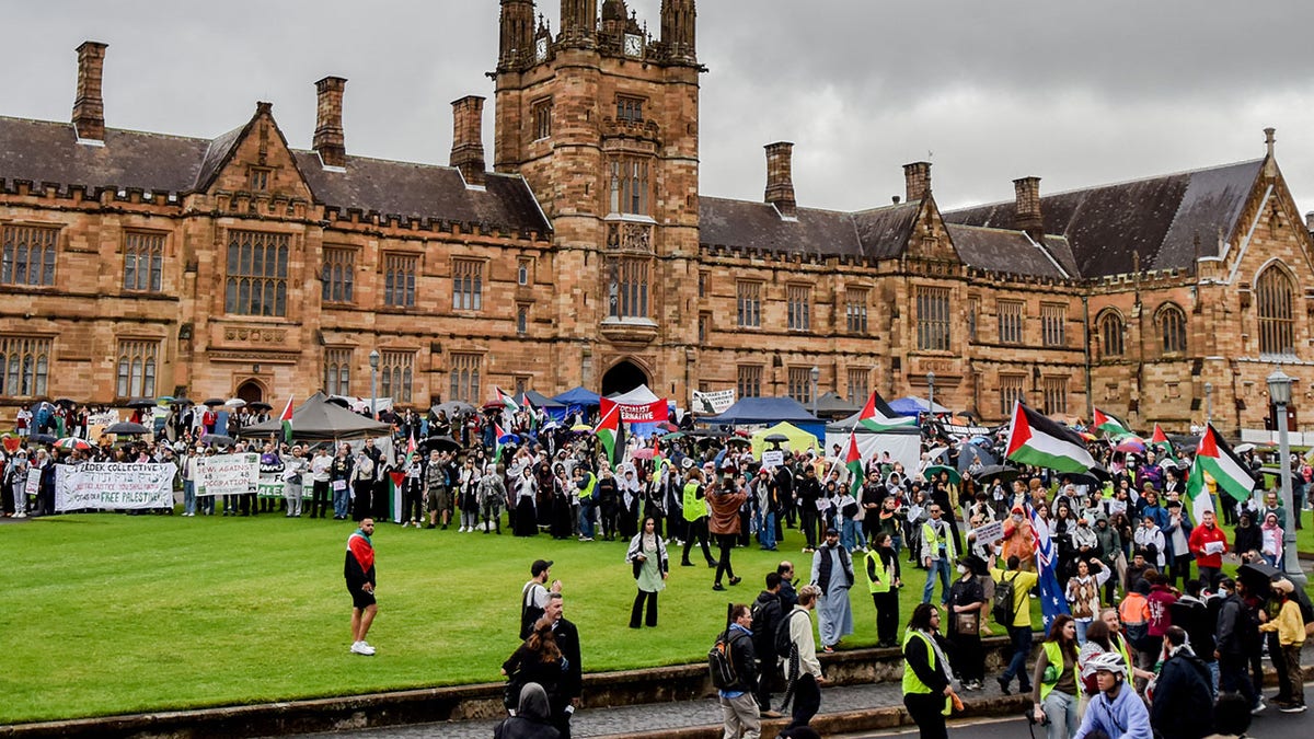 Anti-Israel protest at University of Australia