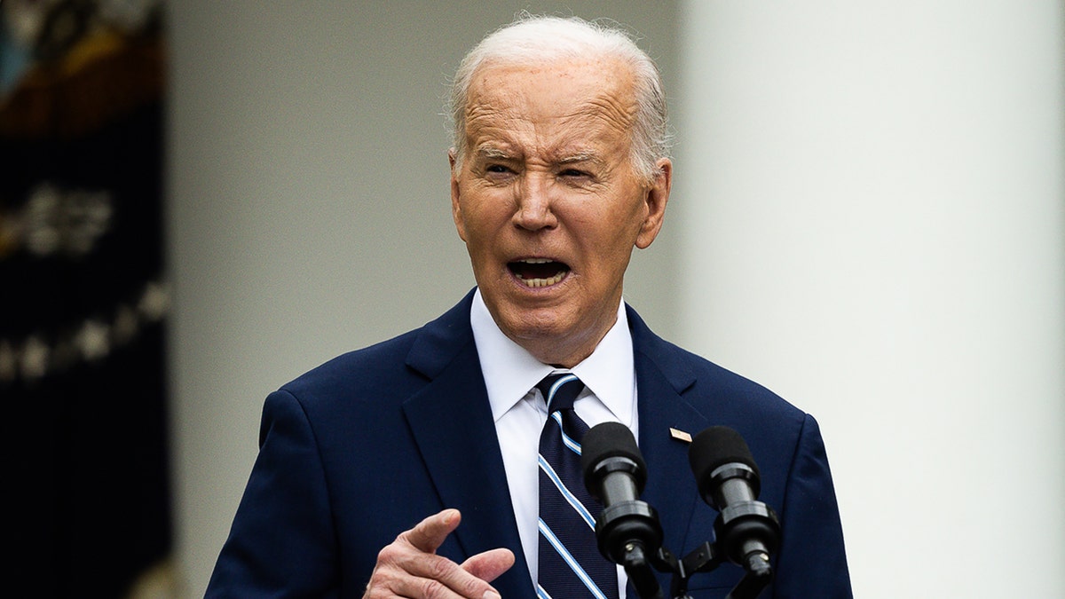Biden anuncia aranceles a China