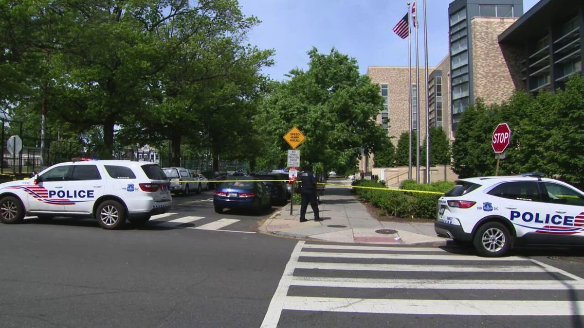 Police outside a Washington DC high school after a shooting