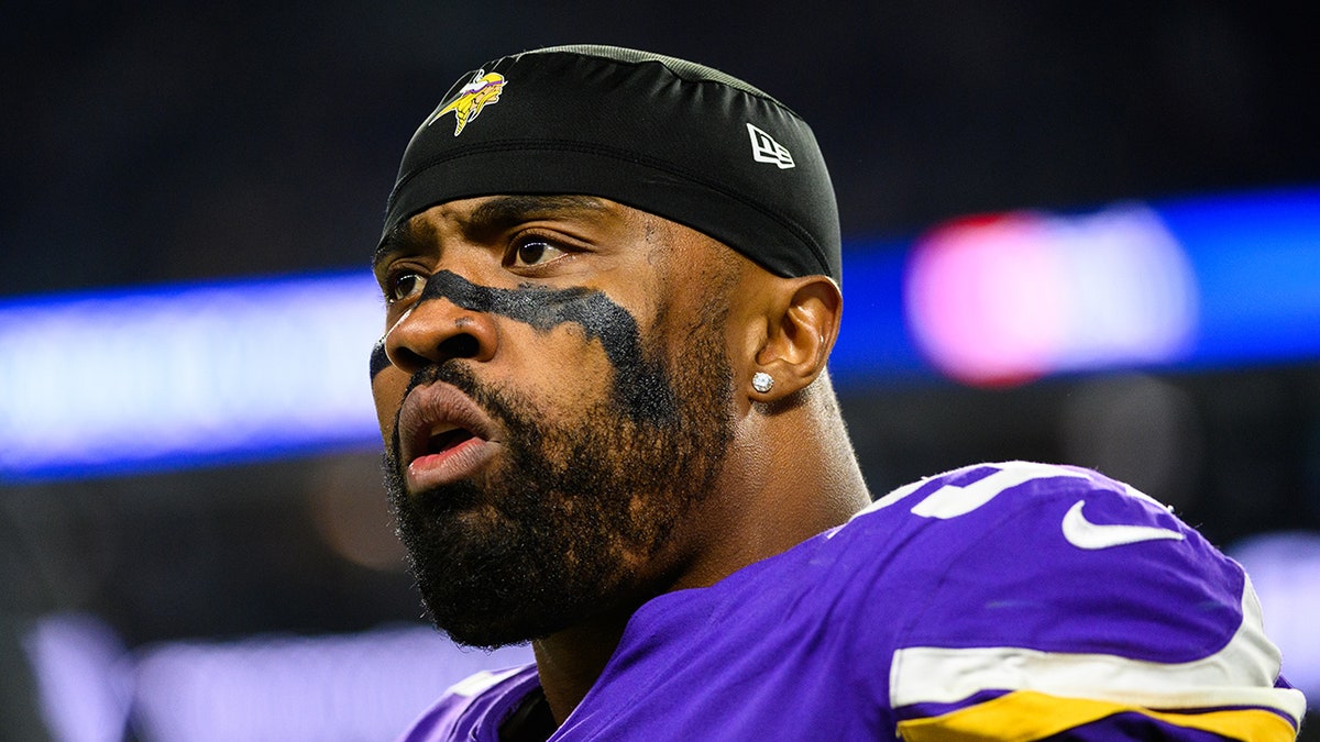Everson Griffen looks on