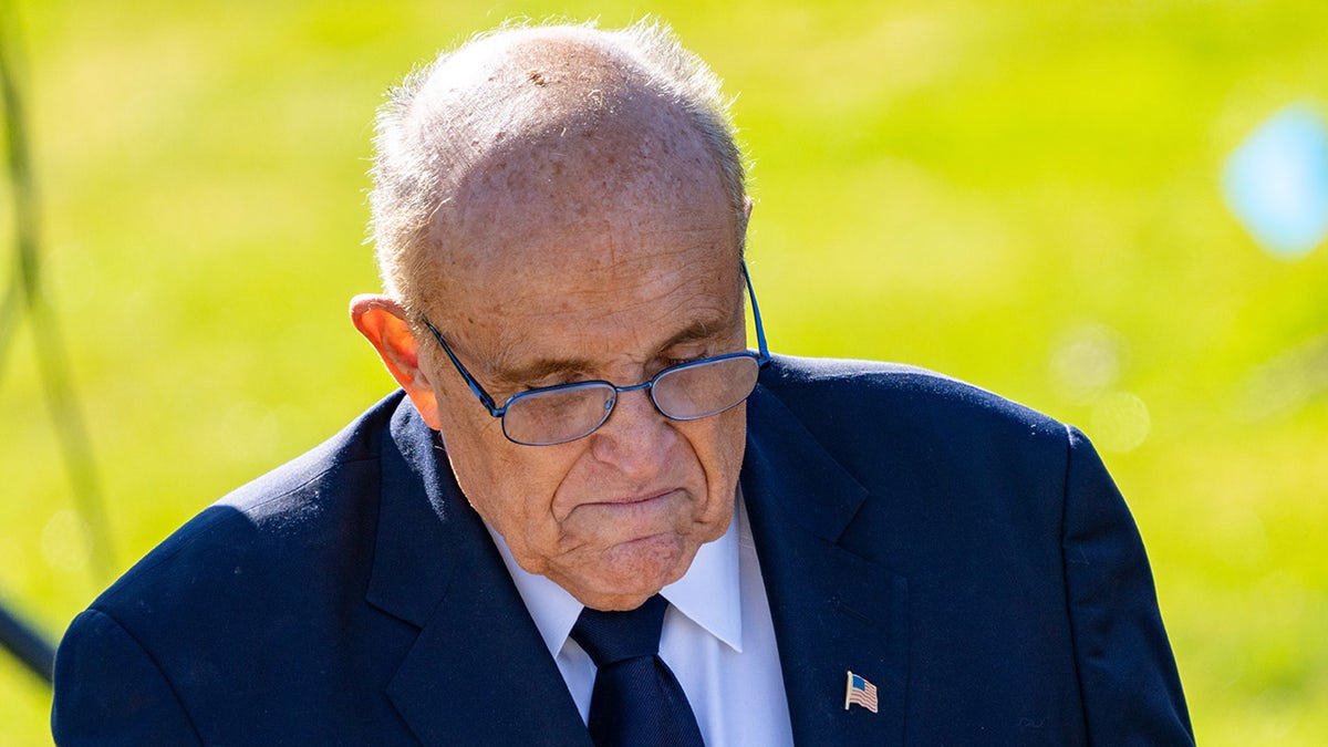 Giuliani at Officer Diller funeral