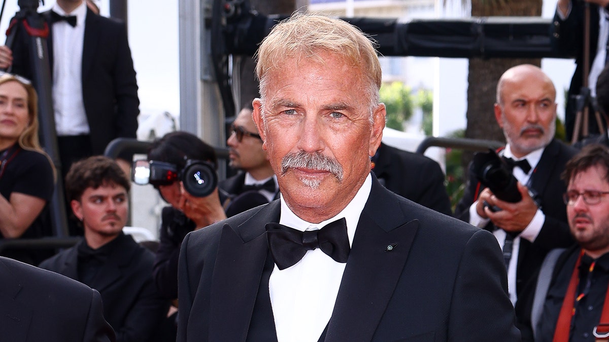 Primer plano de Kevin Costner