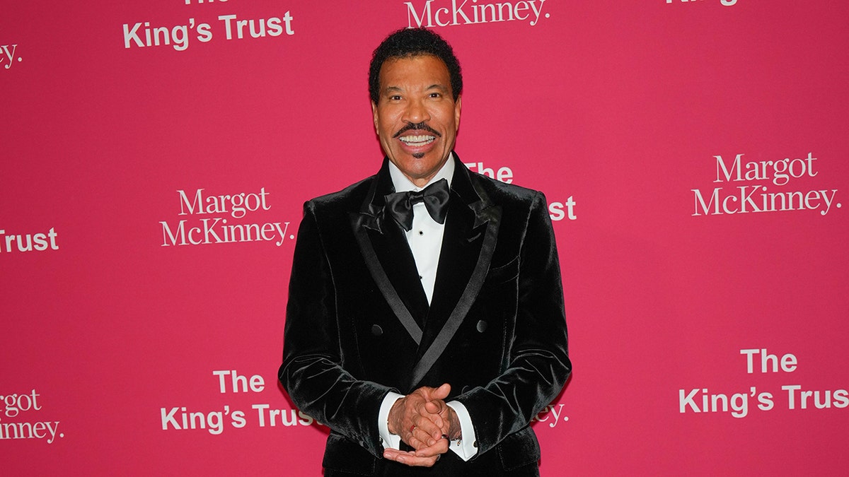 Lionel Richie attends a charity event