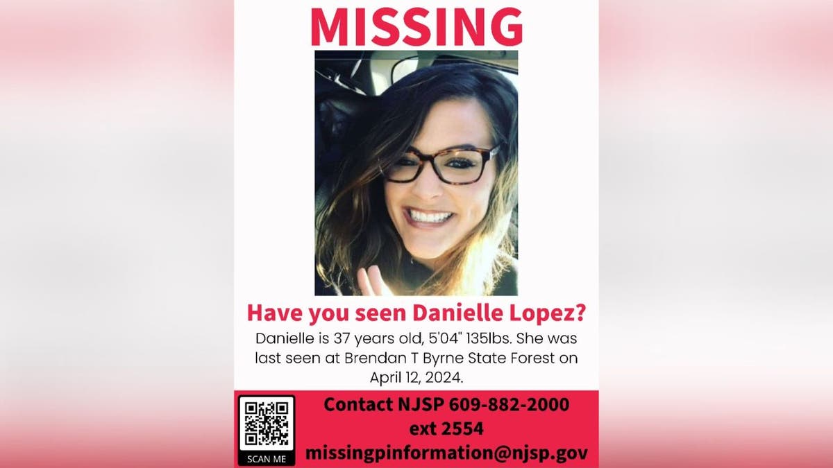 Missing Poster of Danielle Lopez