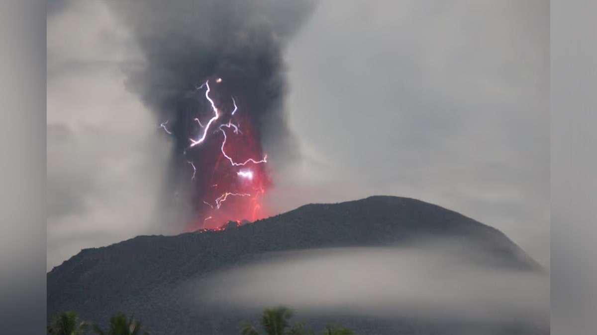 Mount Ibu erupts with lightning