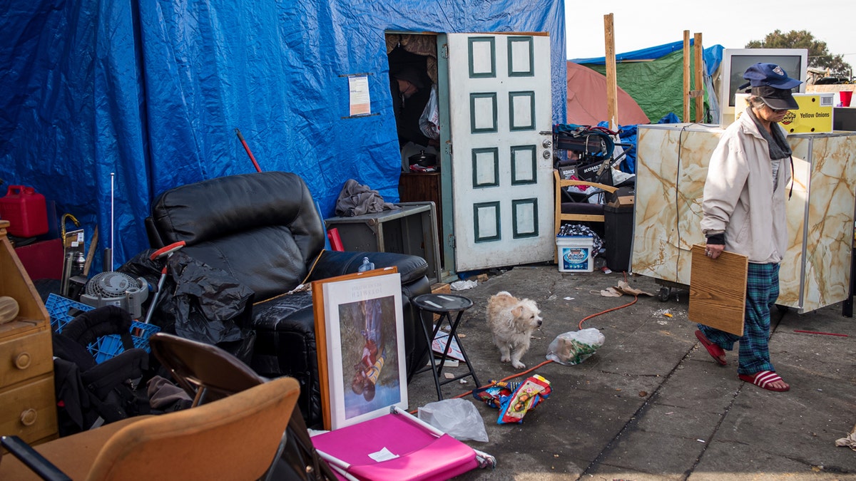 Oakland camp without shelter