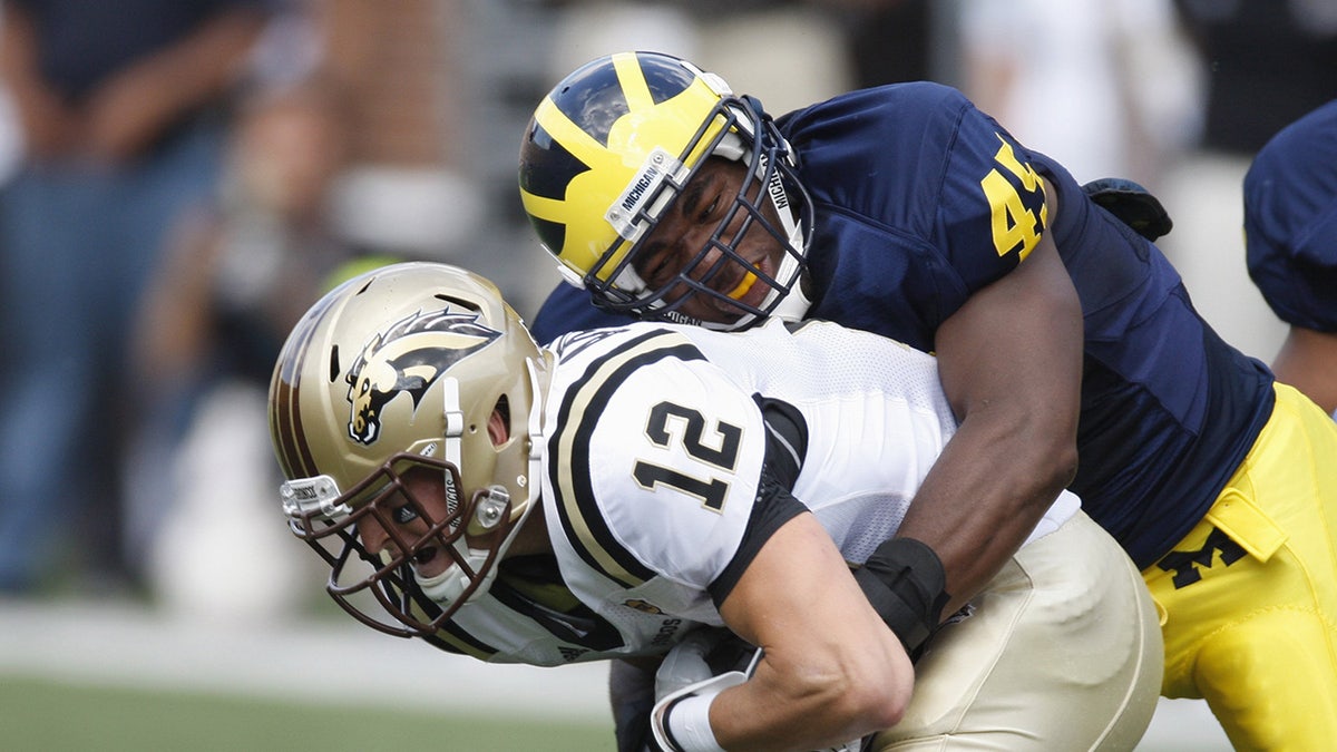 Obi Ezeh, Former Michigan Standout Linebacker, Dead At 36 | Fox News