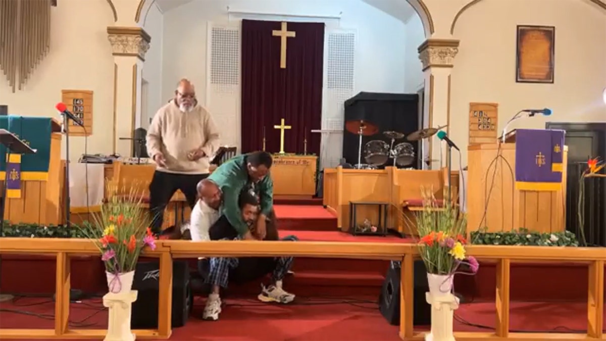 Churchgoers tackle and disarm gunman