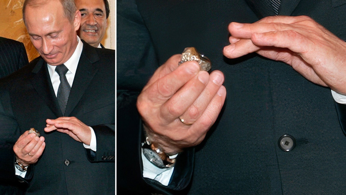 Putin with Kraft's ring
