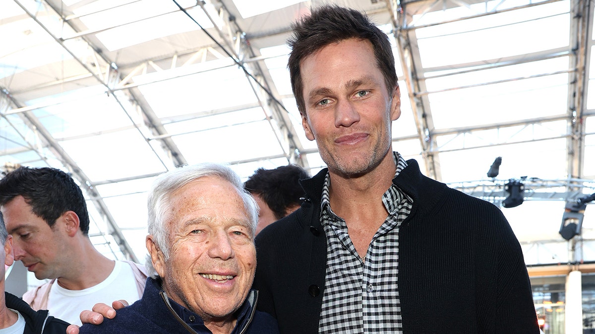 Tom Brady and Robert Kraft pose for picture