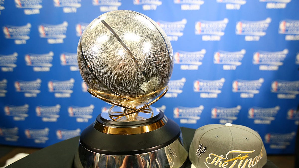 Western Conference Finals trophy