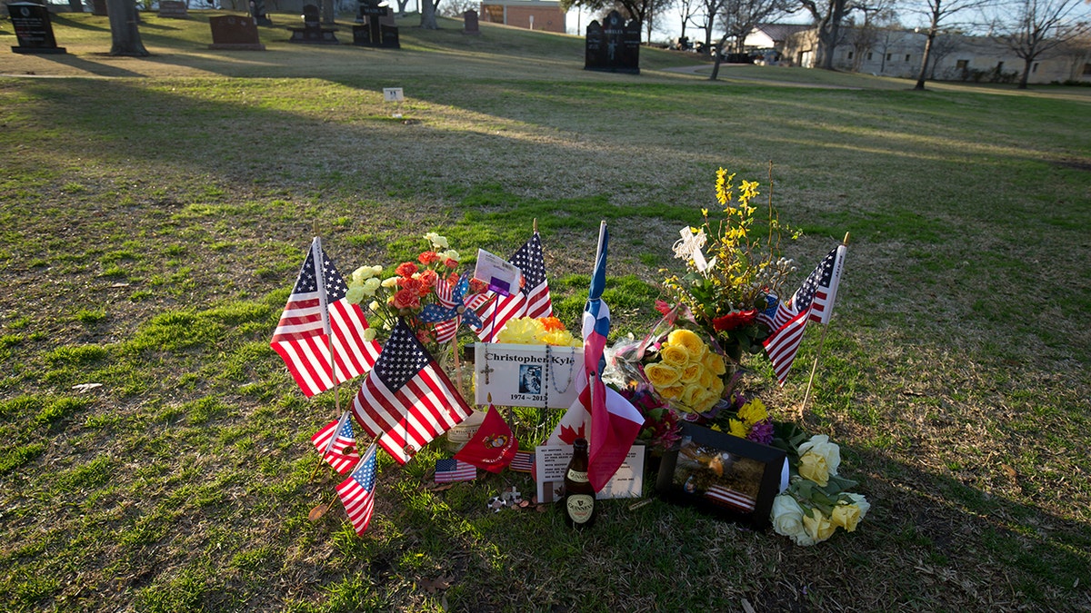Christopher Kyle grave