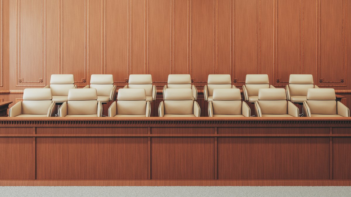 empty jury chairs 