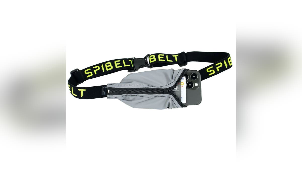 This running belt is reflective.