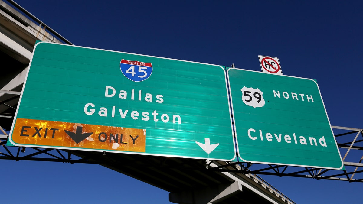 U.S. 59 highway sign