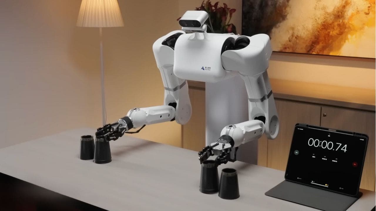 Freak robot made in China can learn, think, work like humans | Fox