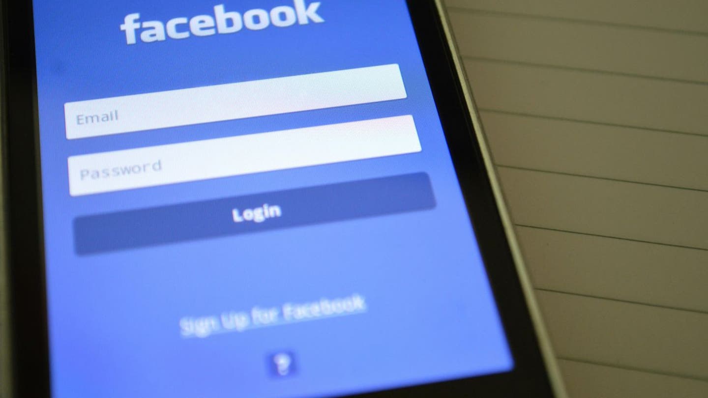 6 How to recover a hacked Facebook account