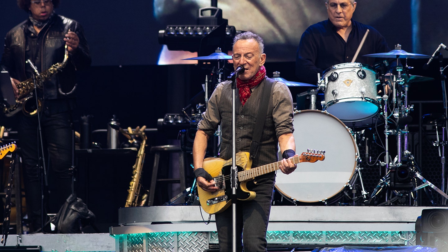 Bruce Springsteen Postpones Two Additional Shows Due to Persistent Vocal Issues