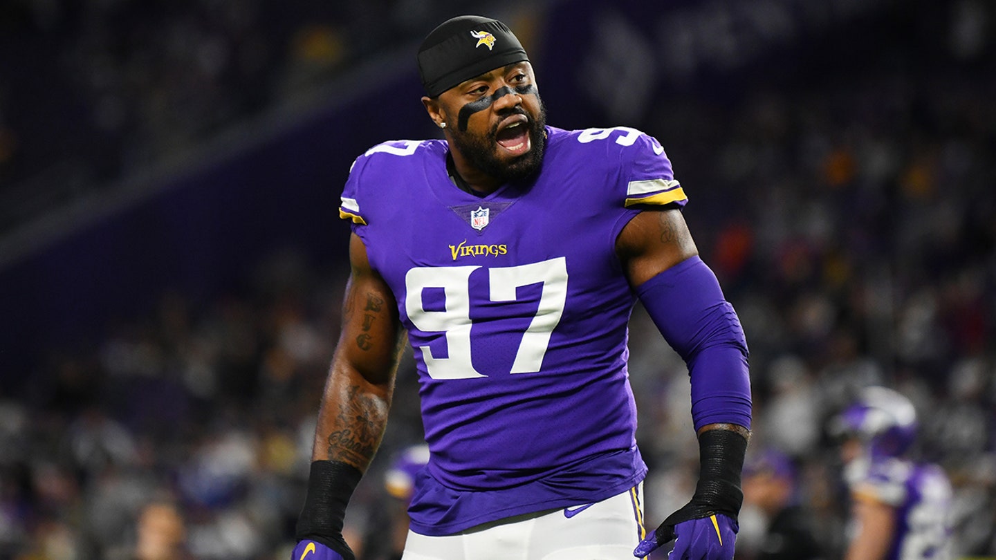 Ex-Vikings Defensive End Everson Griffen Arrested Again on DUI, Cocaine Possession Charges