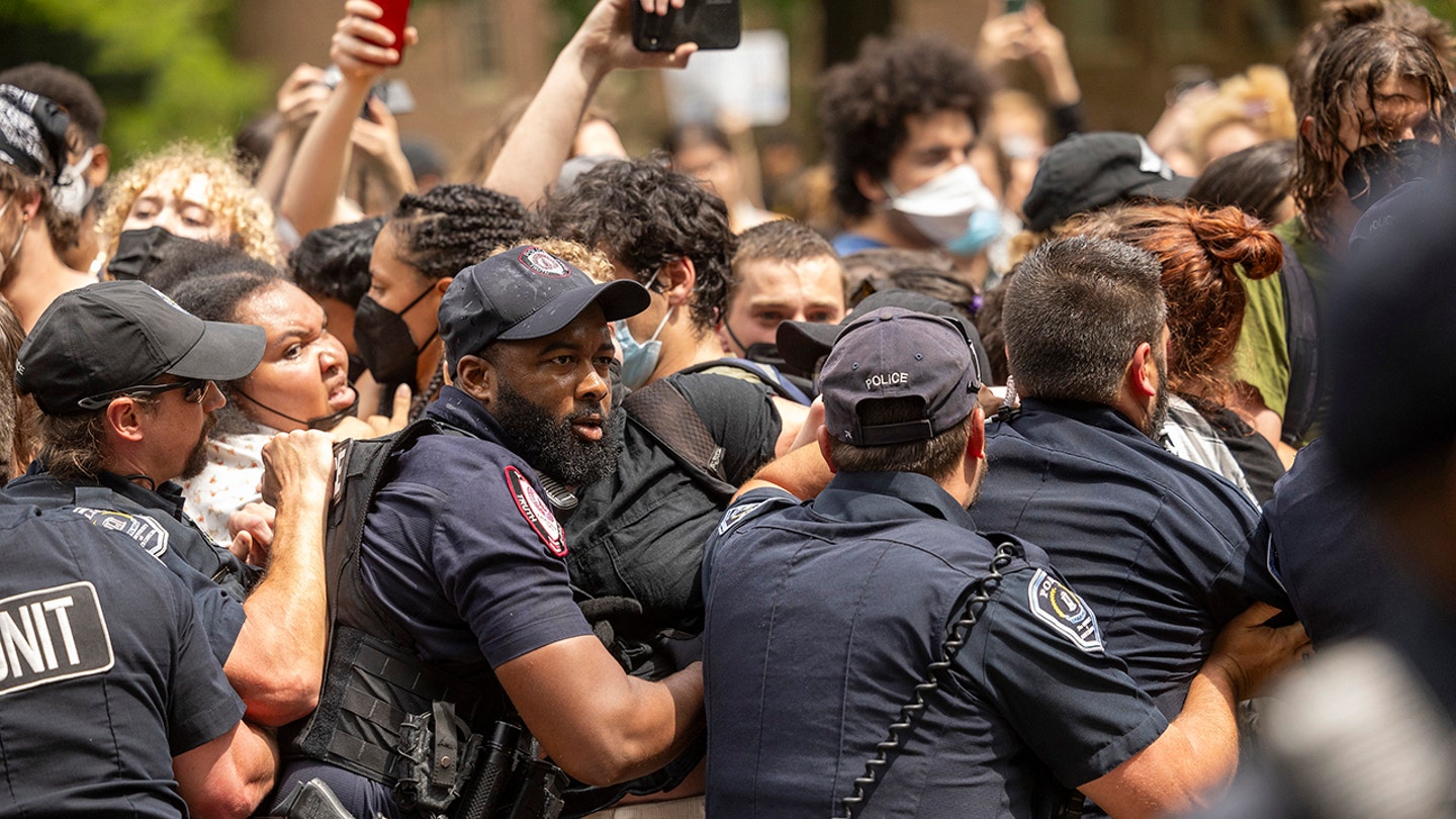 UNC-Chapel Hill Faculty Protesting Student Suspensions by Withholding Final Grades