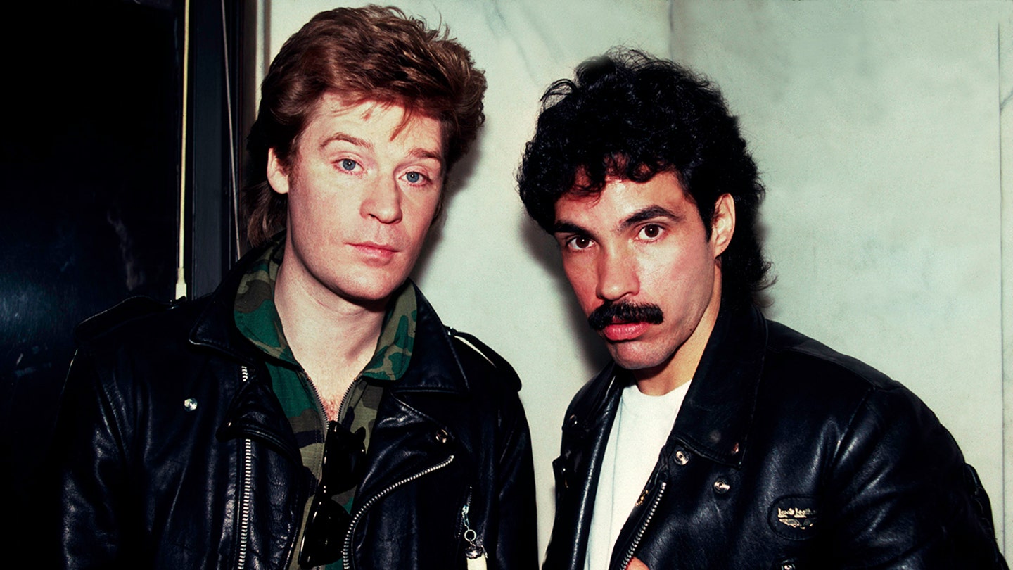 John Oates Reflects on 50 Years with Hall & Oates, Enjoys Newfound Freedom