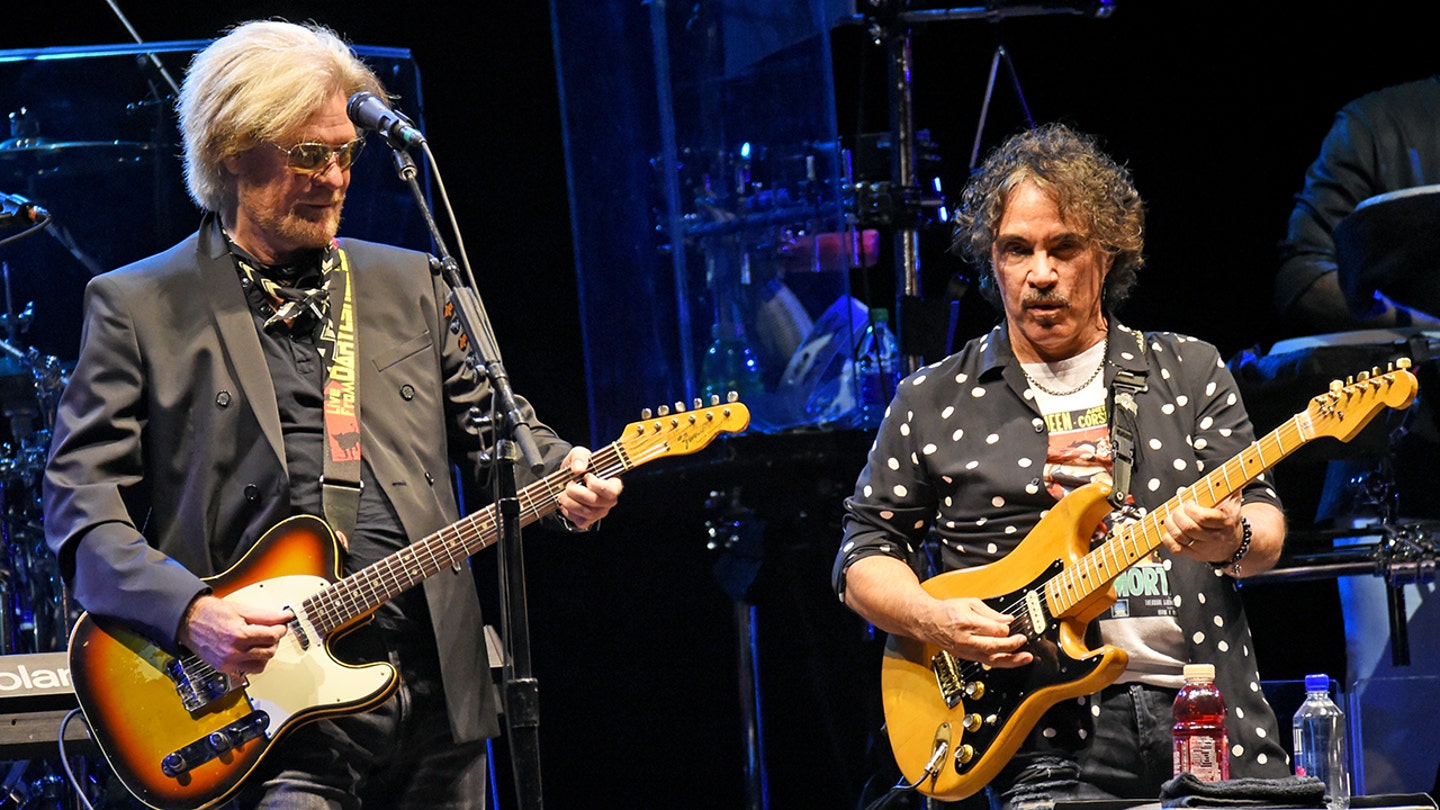 John Oates Reflects on 50 Years with Hall & Oates, Enjoys Newfound Freedom