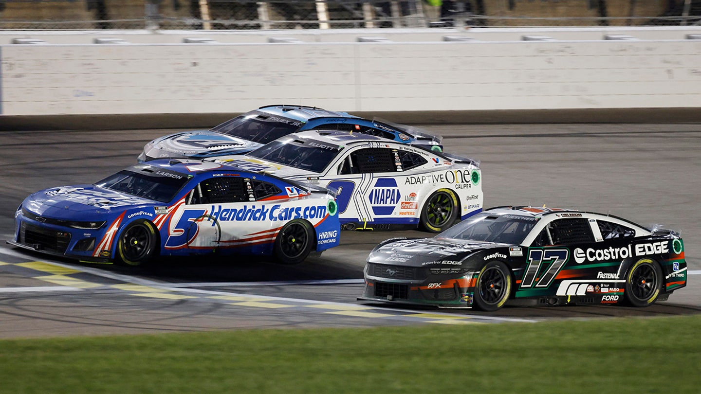 Photo Finish Sets NASCAR History as Kyle Larson Wins by a Thousandth of a Second