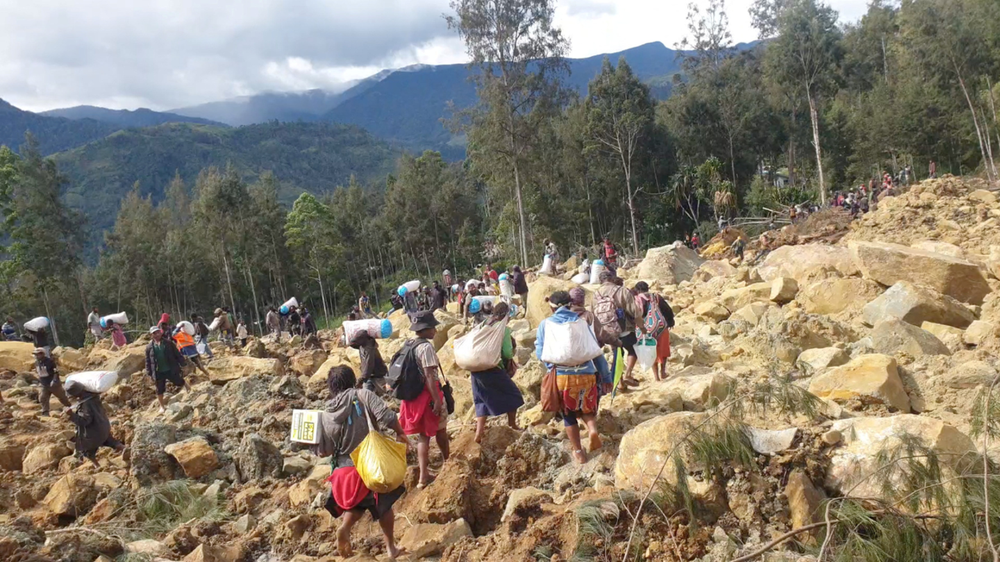 Papua New Guinea Landslide Kills Dozens, Burying Homes and Rescuers