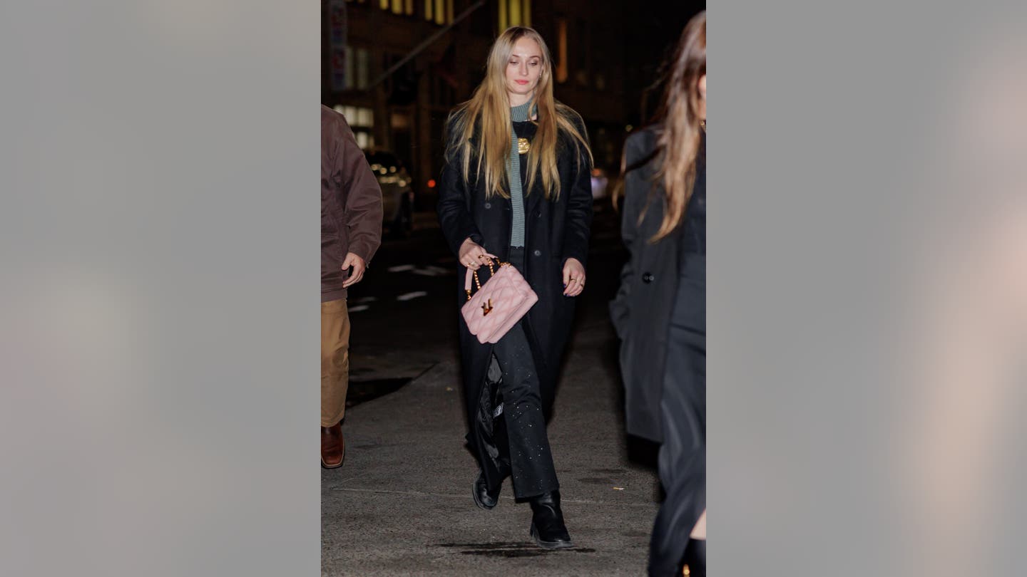 'Game of Thrones' star Sophie Turner questioned having daughter, admits bad mom rumors 'hurt'