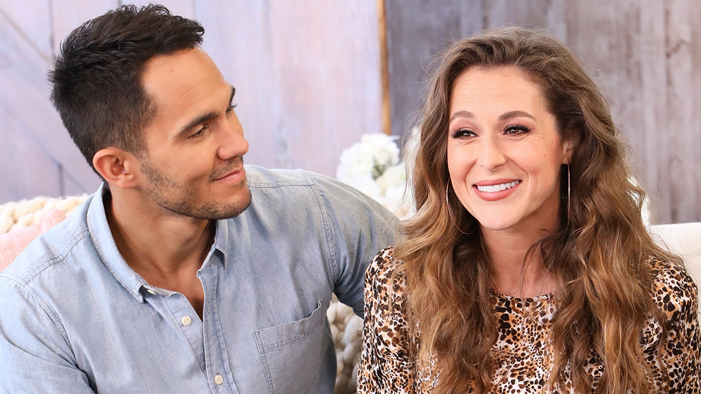 Alexa PenaVega: Carlos Used to Get Jealous of Love Scenes