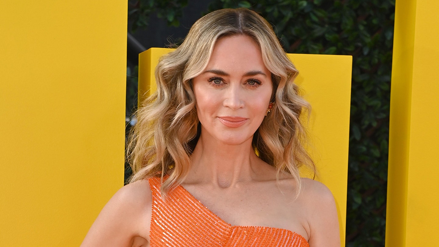 Emily Blunt Shares Secrets of Onscreen Chemistry and Offscreen Friendships