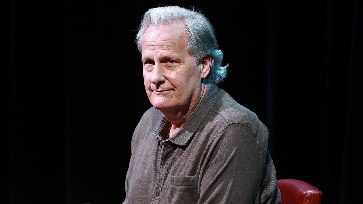 Jeff Daniels' Journey from Almost Quitting Hollywood to Triumph in 'A Man in Full'