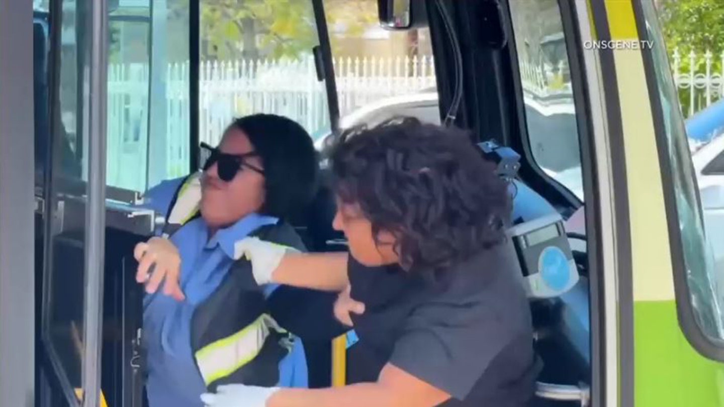 LA Bus Driver's Fierce Resistance Thwarts Attack by Homeless Woman