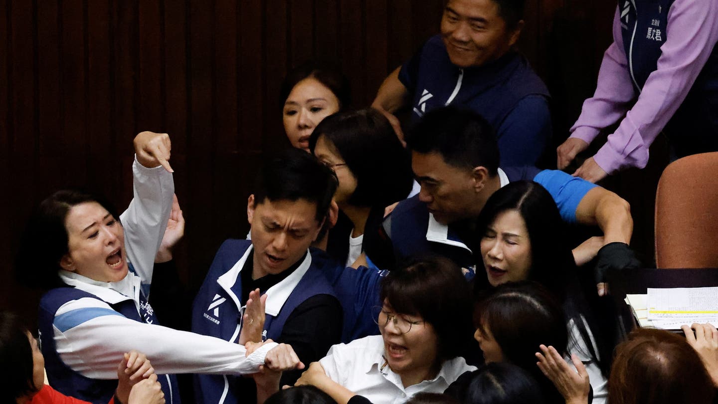 Taiwan Parliament Erupts in Brawl Over Controversial Reforms