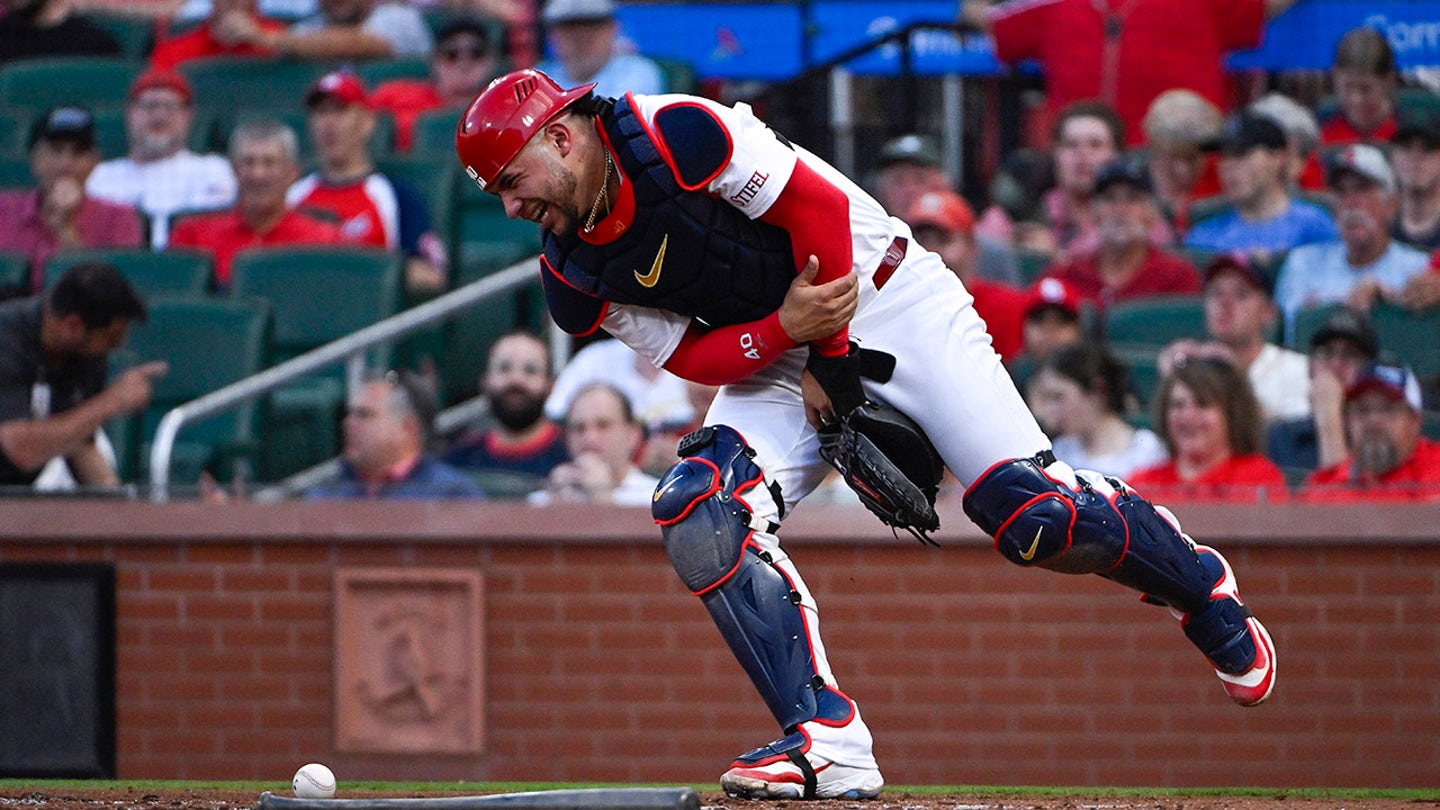 St. Louis Cardinals Catcher Willson Contreras Fractures Arm in Freak Accident, Sidelined for 6-8 Weeks