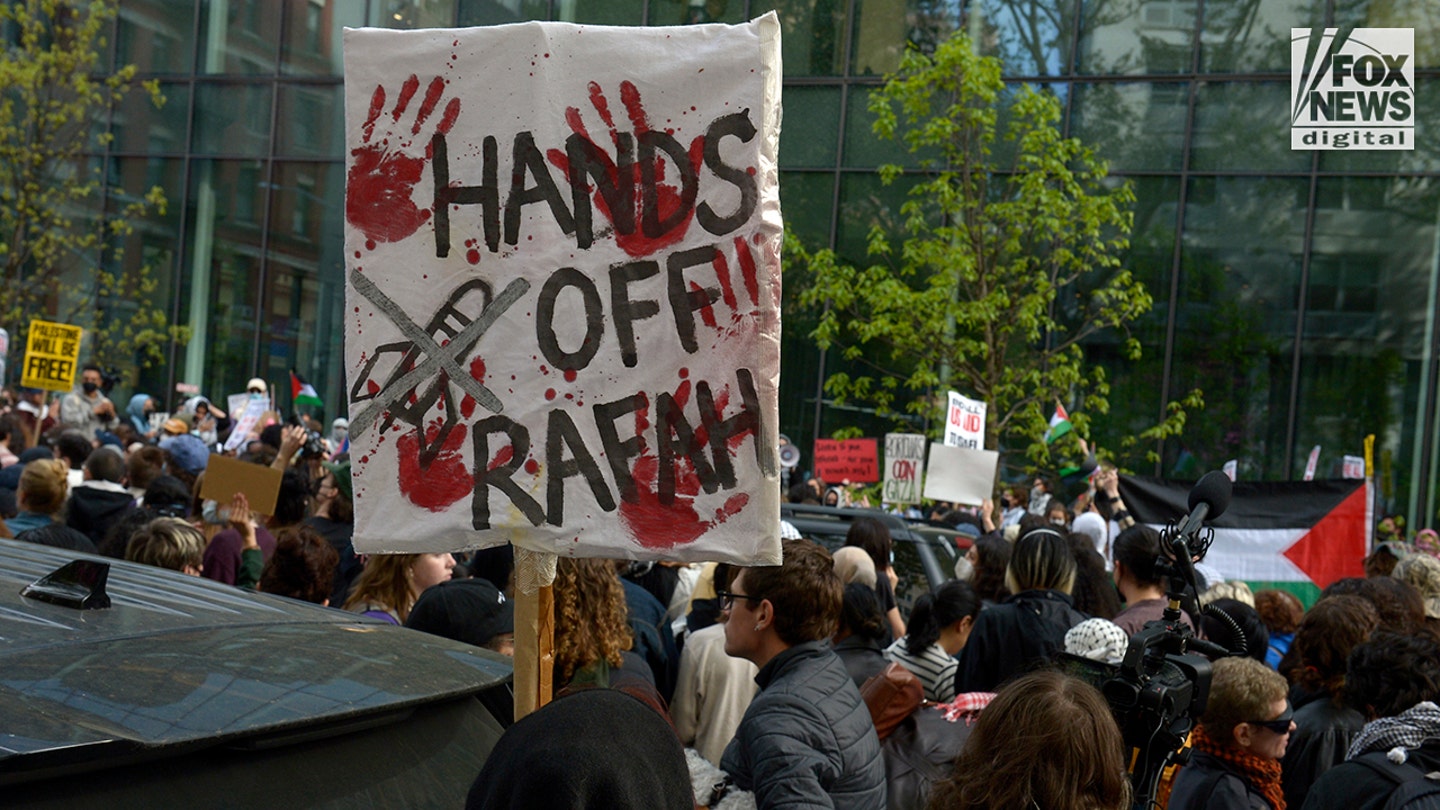 Cornell University President to Retire Amidst Ongoing Anti-Israel Protests