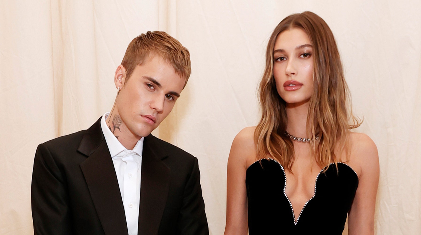 Hailey and Justin Bieber Expecting First Child