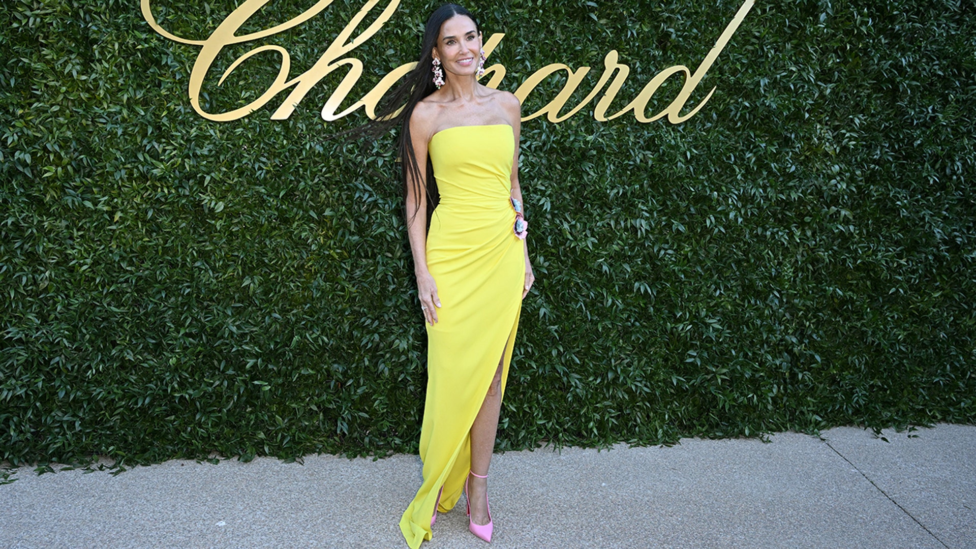 Demi Moore posed for photos at Chopard’s 