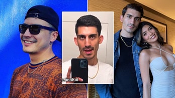 La estrella de TikTok 'Scarface', que asesinó a su mujer y a su amante, aplaude burlonamente mientras es condenado a cadena perpetua