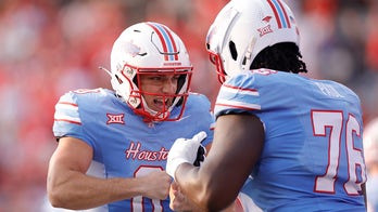Houston Cougars Defy NFL, Proceed with Light Blue Jerseys