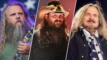 Chris Stapleton fans have mistaken him for classic rock band members: 'No, it's not me'