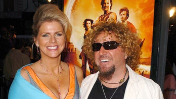 Sammy Hagar dice que "la diversión en el dormitorio" es la clave para un matrimonio feliz