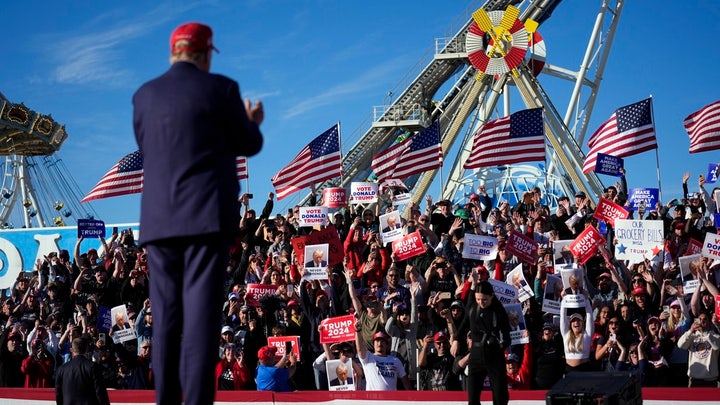 Which is worse — the way CNN ignores Trump’s huge rallies, or the way Fox News promotes them? 🇺🇸