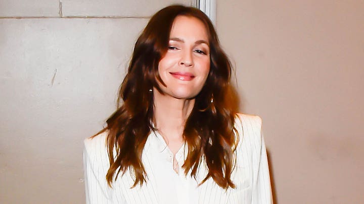 Gutfeld: Drew Barrymore slobbered all over Kamala Harris