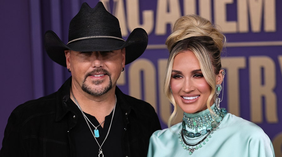 Jason Aldean has 'pretty good system' to balance family life and country music career