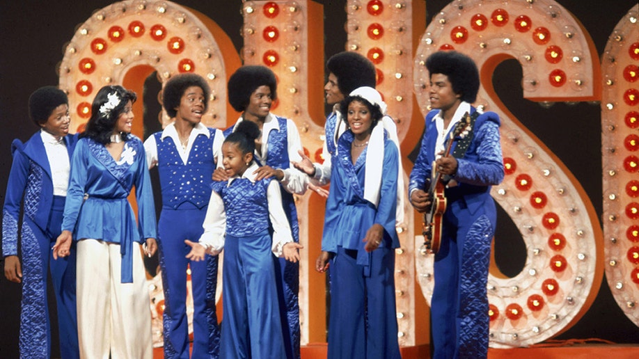 Janet Jackson on TV with the rest of her siblings