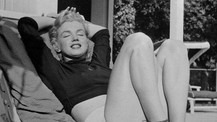 Marilyn Monroe laying down